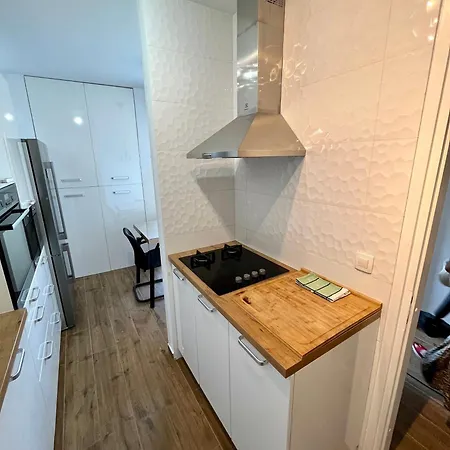 Ana Apartment Split