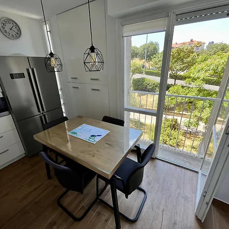 Ana Apartment *