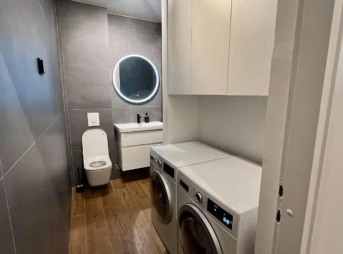 Ana Apartment Split